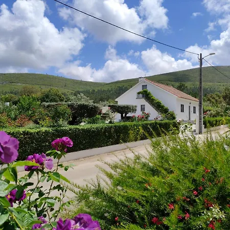 Casa Dos Vales 11 * Porto de Mos (Leiria)